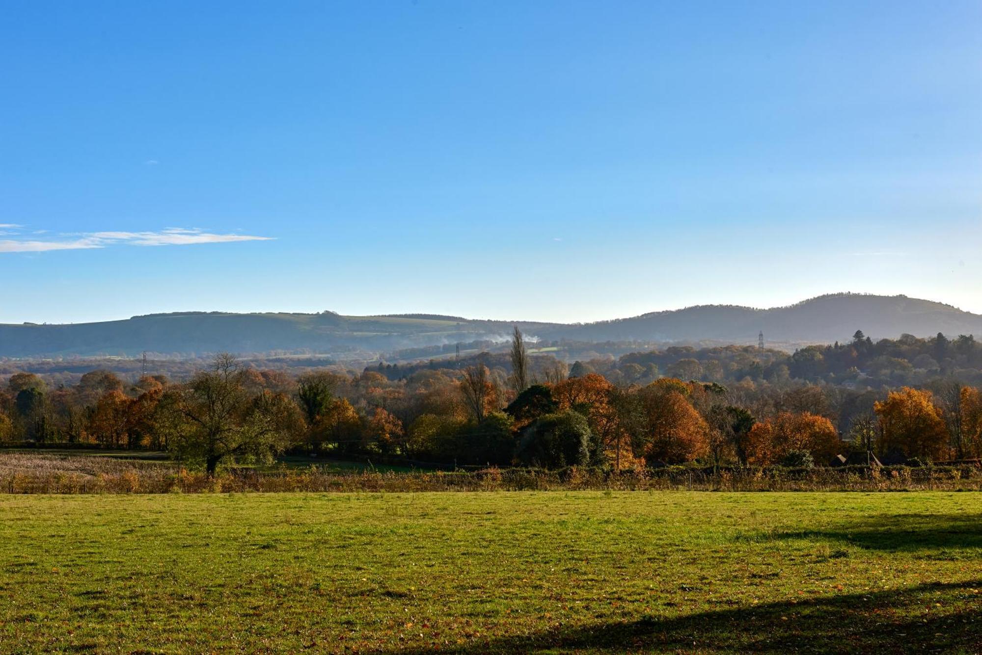 Garden Flat Near Goodwood With Stunning Views Apartment Petersfield Exterior photo